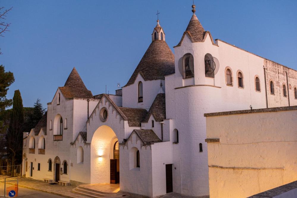 Dea Luxury Casa Vacanze- Zona Chiesa A Trullo - Alberobello Dış mekan fotoğraf
